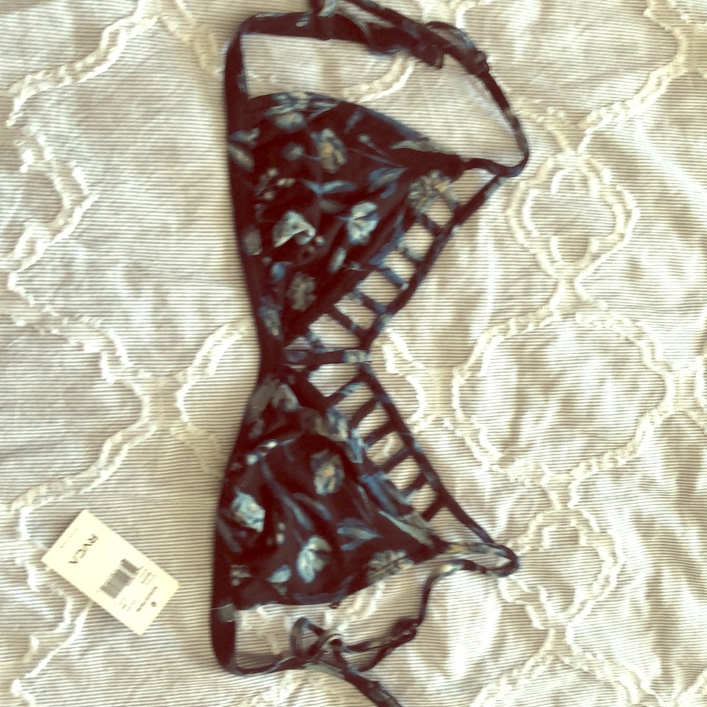 RVCA bra top. L new with tags
